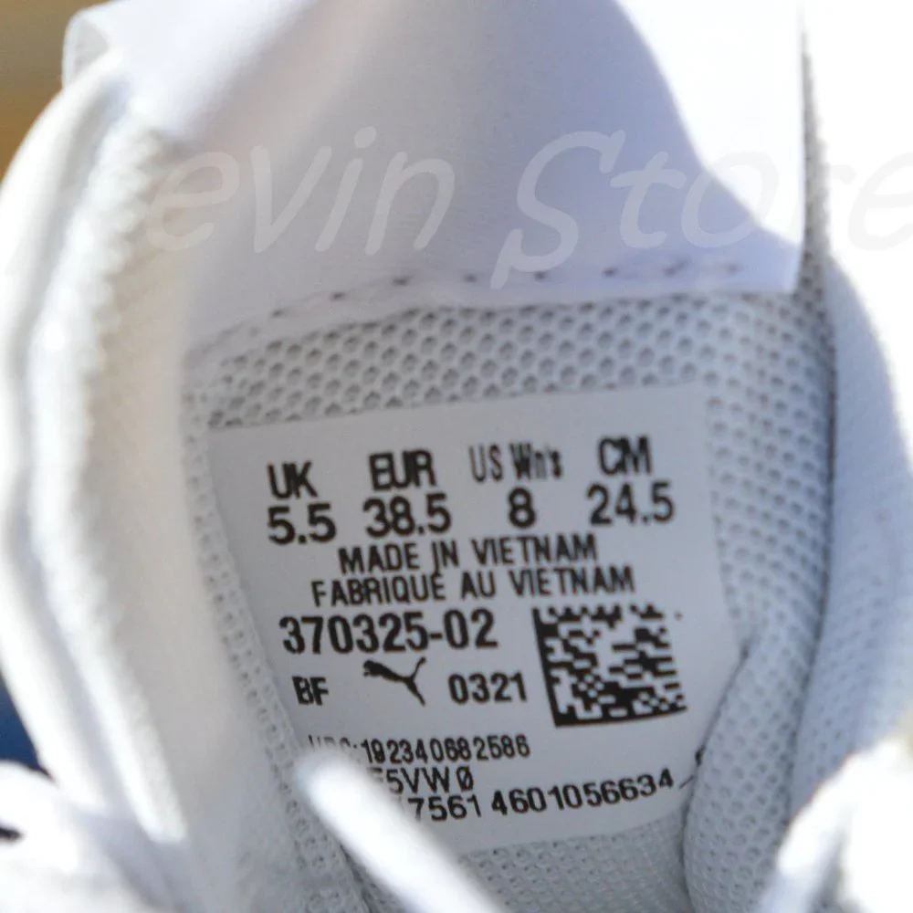 Puma Carina ladies white . Left: 8, right  :‎ 7.5